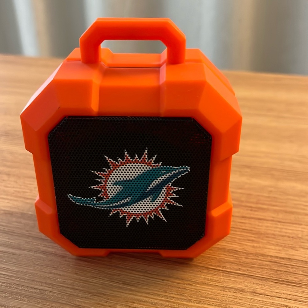 SOAR - Altavoz Bluetooth inalámbrico con luz LED, diseño Shockbox